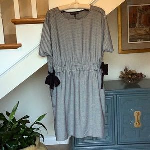 Houndstooth dress with grosgrain ties